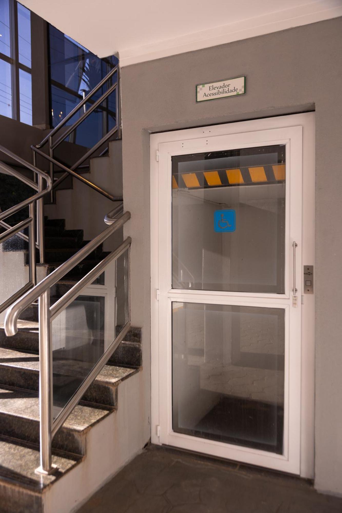 Bombonato Hotel - Facil Acesso Ao Aeroporto E Parque De Exposicoes Abcz Uberaba Extérieur photo