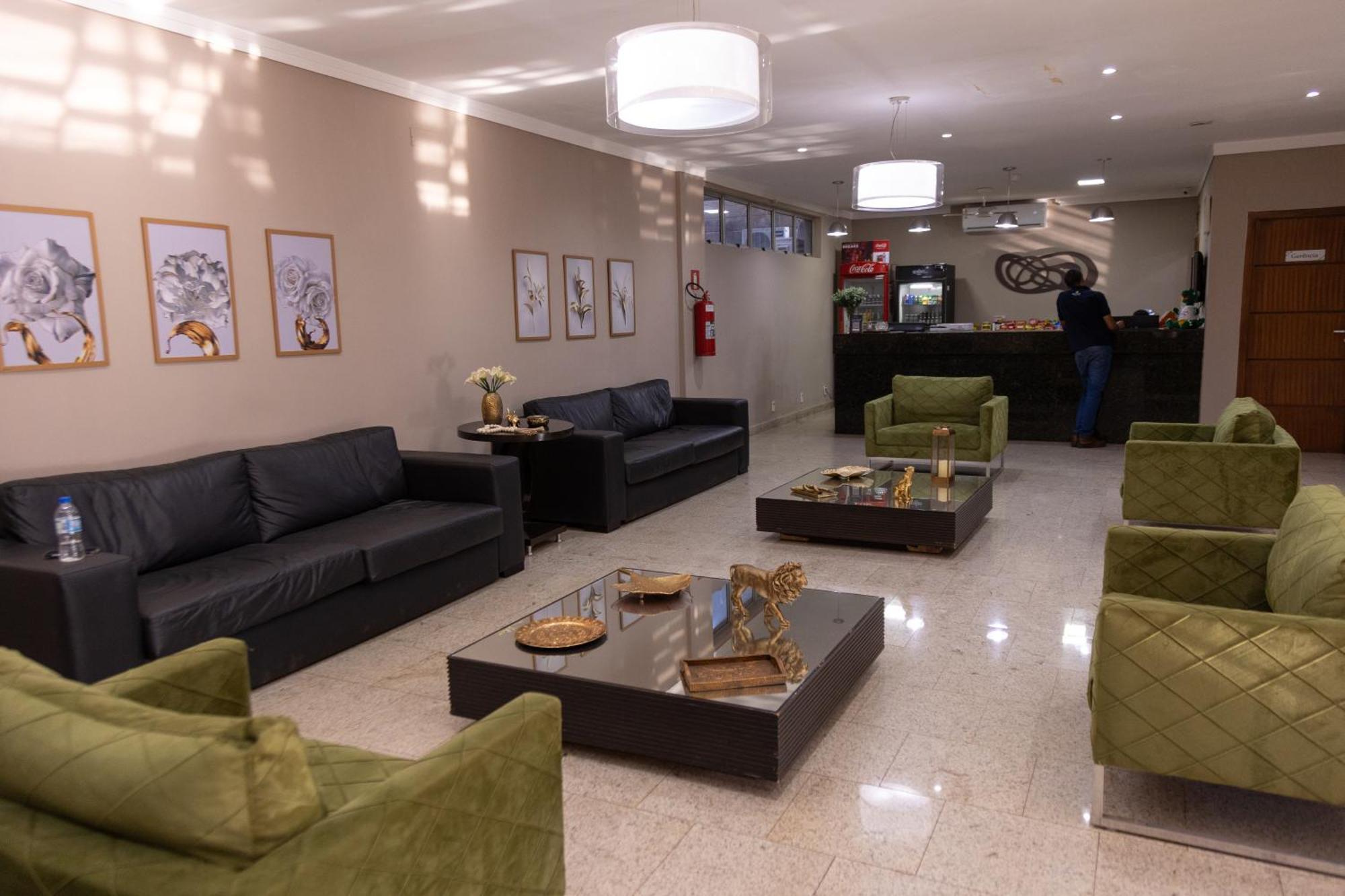 Bombonato Hotel - Facil Acesso Ao Aeroporto E Parque De Exposicoes Abcz Uberaba Extérieur photo