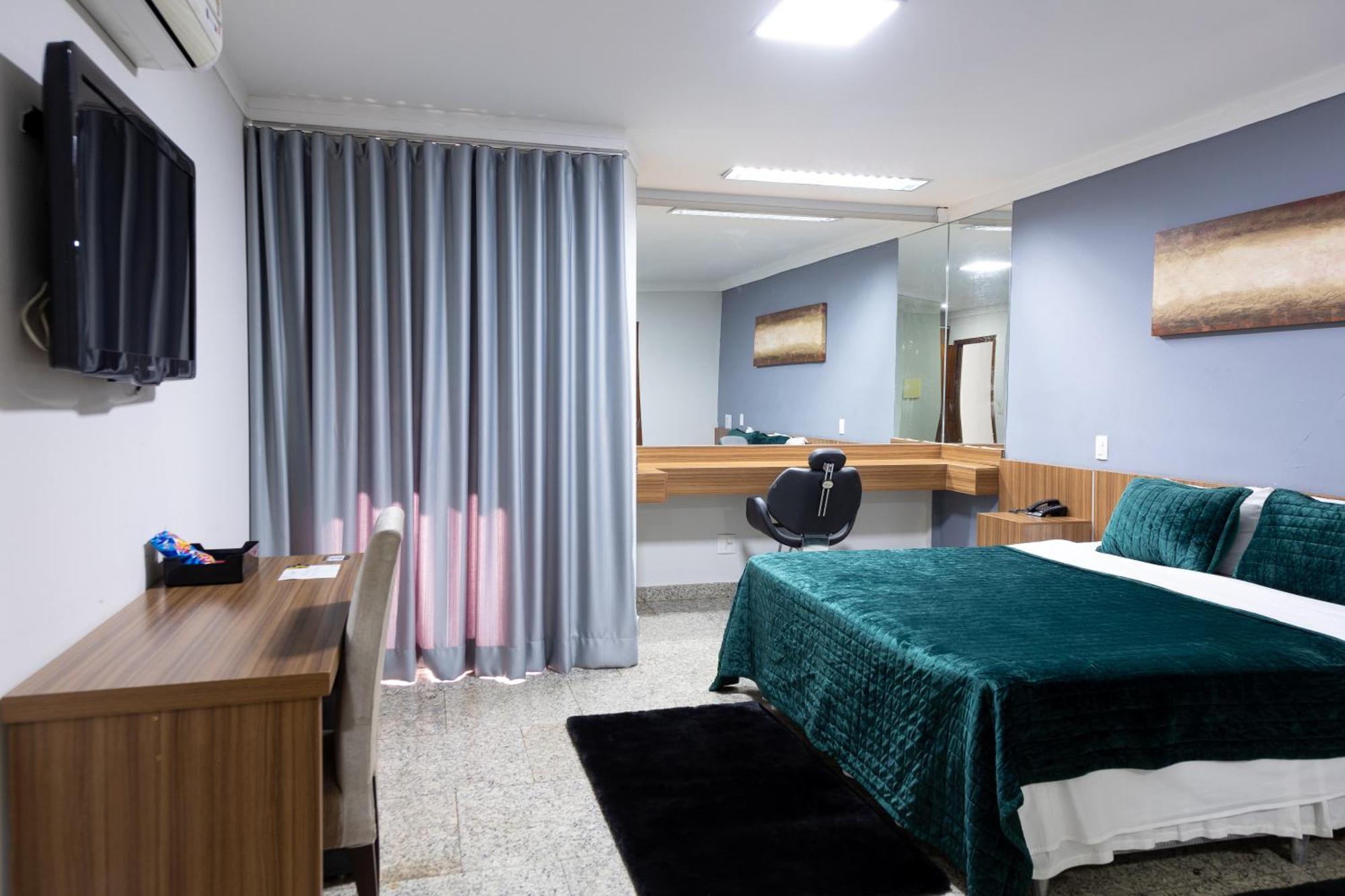 Bombonato Hotel - Facil Acesso Ao Aeroporto E Parque De Exposicoes Abcz Uberaba Extérieur photo